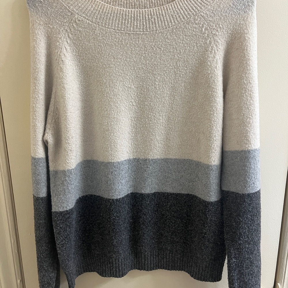 Color block sweater